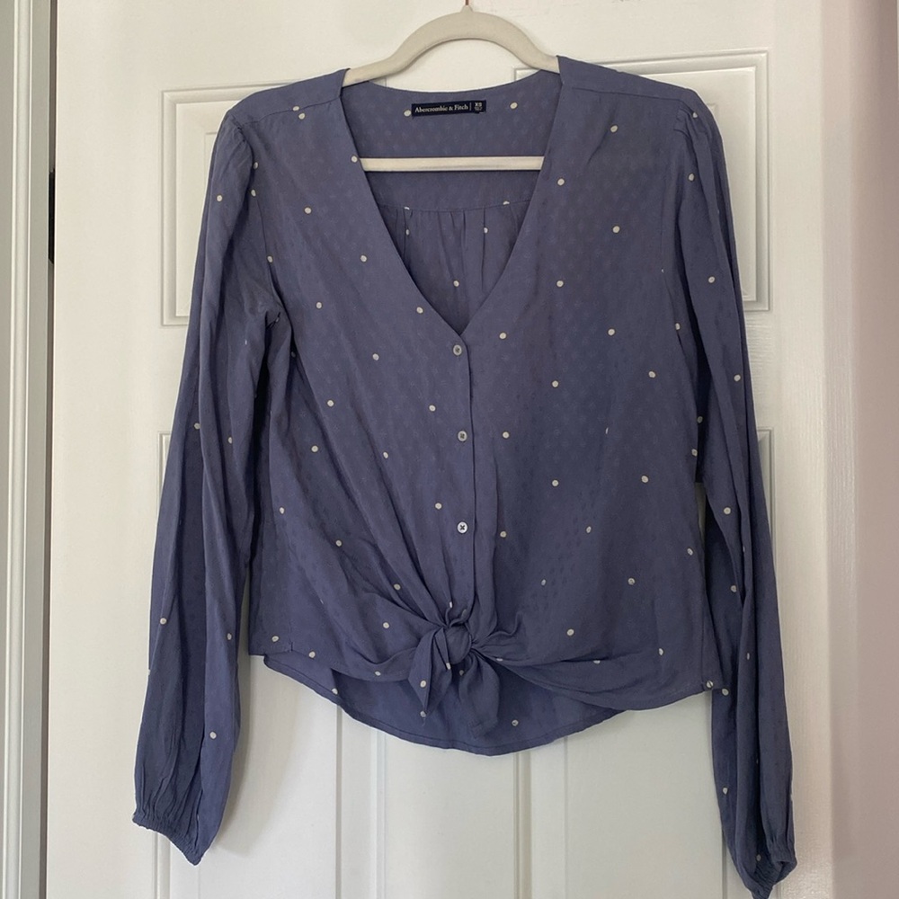 Abercrombie & Fitch Lavender Polka Dot Tie Front Blouse XS